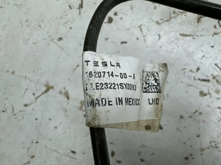 Tesla Model X (2021 - ) 162071400A Тормозные трубки и шланги — фото 6
