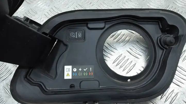 Peugeot 508 II (2018 - ) 9823707080 Крышка зарядного разъема — фото 6