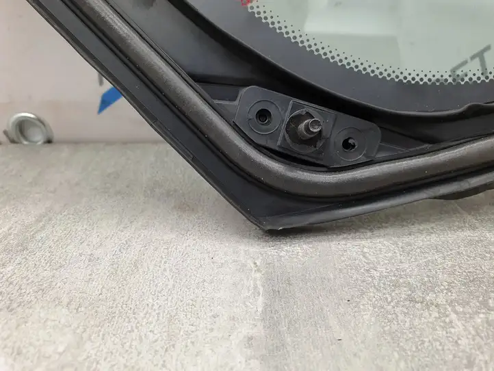 BMW 2 F46 (2015 - ) 7326155 Треугольное стекло кузова — фото 3