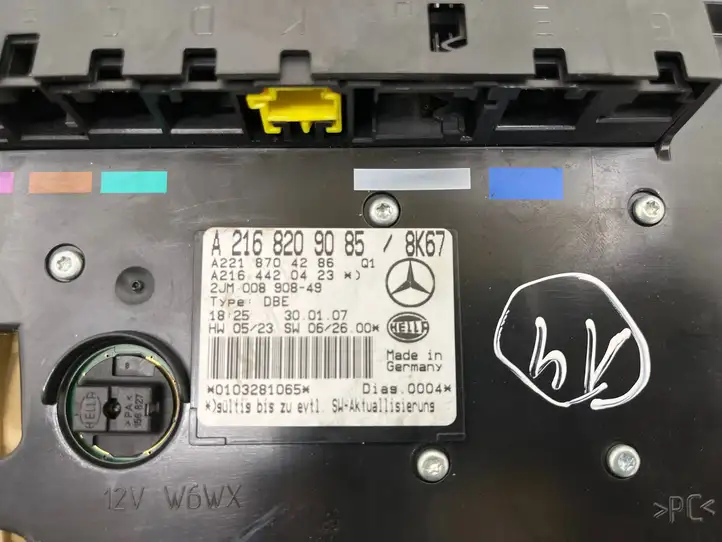 Mercedes-Benz S W221 (2005 - 2013) A2168209085 Передняя подсветка — фото 7