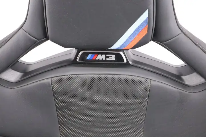 BMW M3 G80 (2020 - ) Переднее сиденье водителя — фото 2