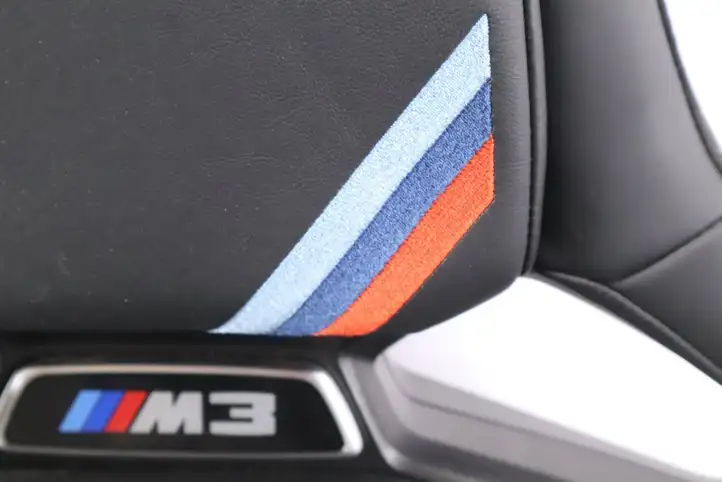BMW M3 G80 (2020 - ) Переднее сиденье водителя — фото 27