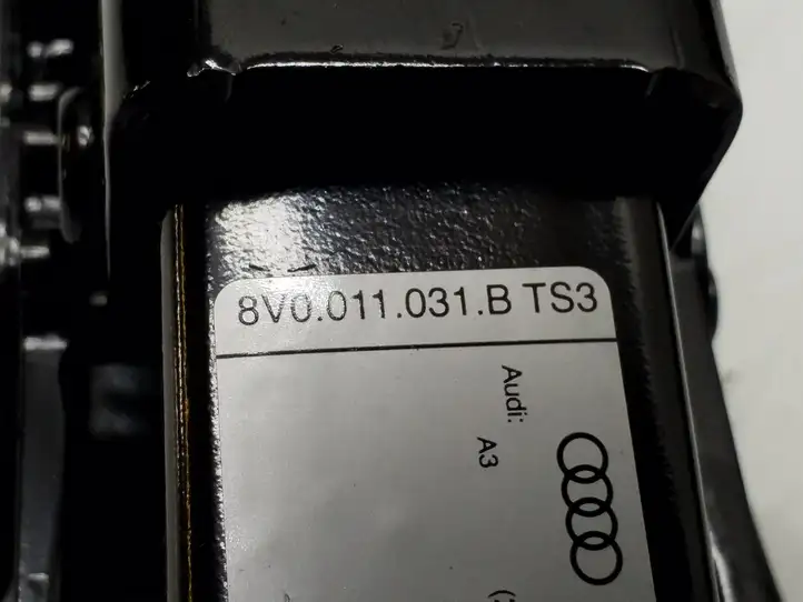 Audi A3/S3 8V (2012 - 2016) 8P0012615A Комплект инструментов — фото 6