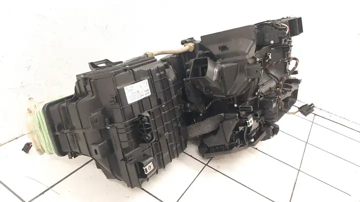 BMW 5 F10 F11 (2009 - 2016) 9202574 Комплект системы вентиляции салона — фото 2