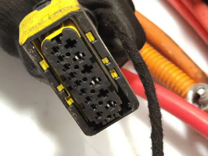 Volvo V60 (2013 - 2018)  30659657 Другой проводник