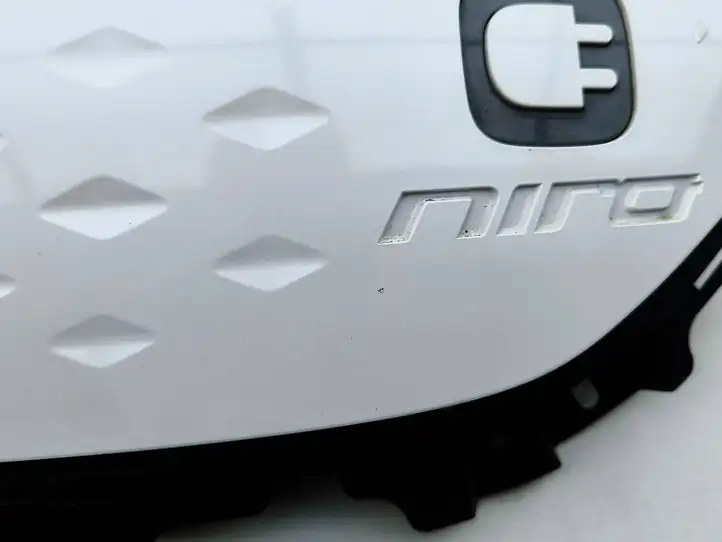 Kia Niro (2016 - ) 86340Q4000 Крышка зарядного разъема — фото 10
