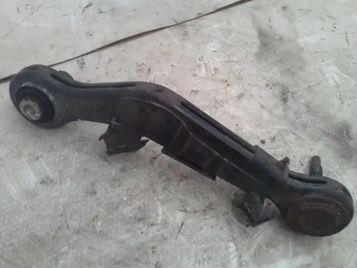 BMW X5 E53 (1999 - 2006)   Рычаг