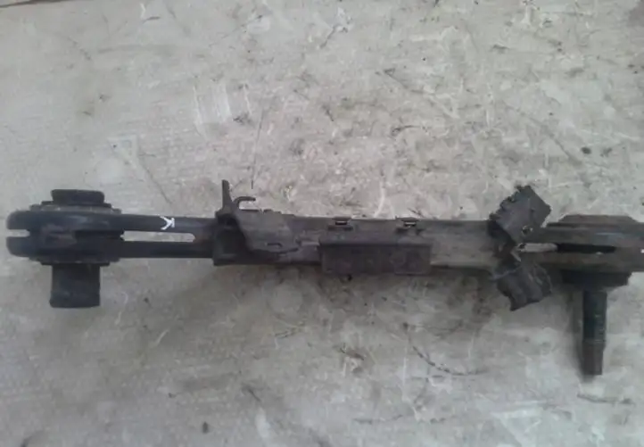 BMW X5 E53 (1999 - 2006)   Рычаг