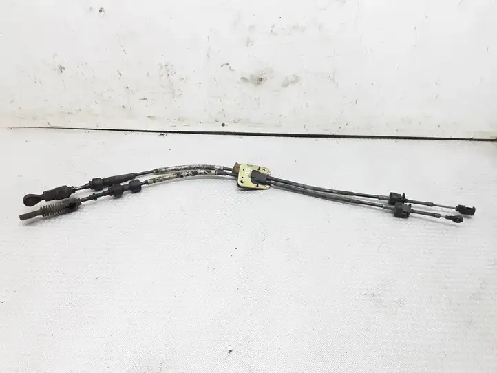 Toyota Corolla E120 E130 (2000 - 2004) Трос переключения передач — фото 1