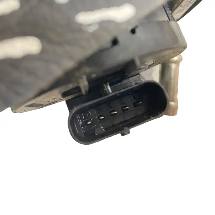 Mercedes-Benz ML W164 (2005 - 2011)  A6421401060 Клапан EGR