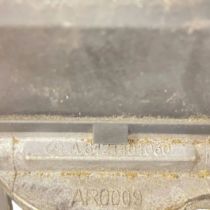 Mercedes-Benz ML W164 (2005 - 2011)  A6421401060 Клапан EGR