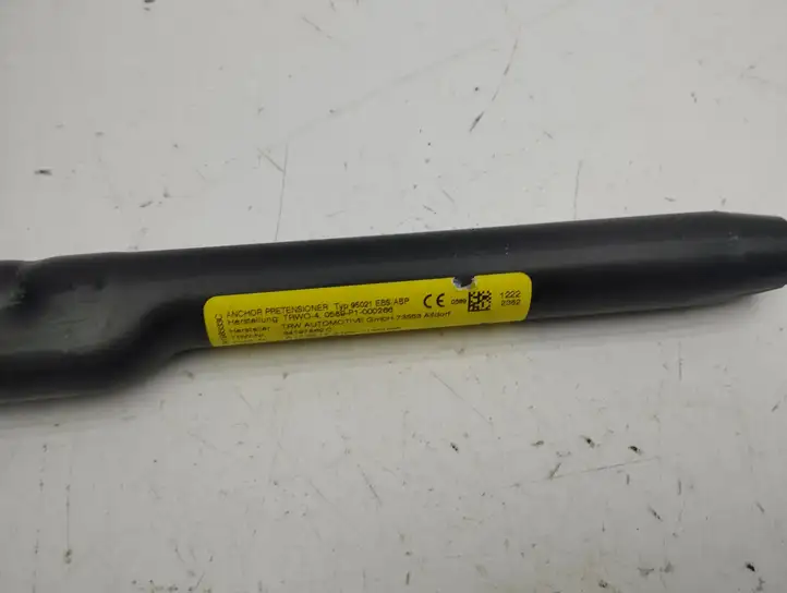 Peugeot 3008 II (2016 - 2023)  9809468777 Замок переднего ремня