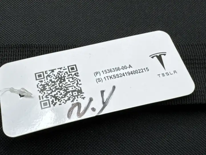 Tesla Model Y (2019 - 2024) 153635600A Комплект буксировочного крюка — фото 6