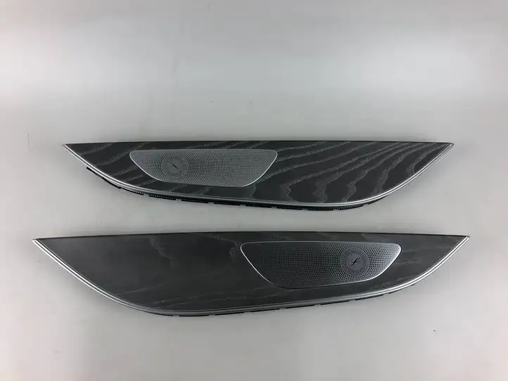 Mercedes-Benz CLS w257   A2577305202 Передняя декоративная планка