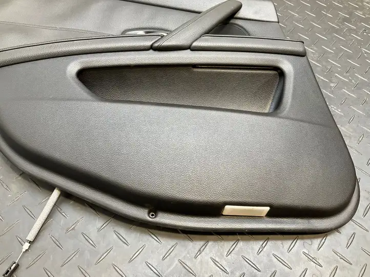 BMW 5 E60 E61 (2004 - 2010) Обшивка передней двери — фото 16