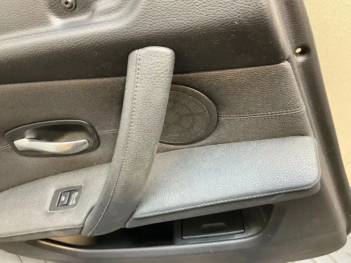 BMW 5 E60 E61 (2004 - 2010) Обшивка передней двери — фото 13