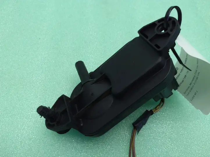 Ford Kuga I (2008 - 2012)  551000 Блок управления очистки выбросав