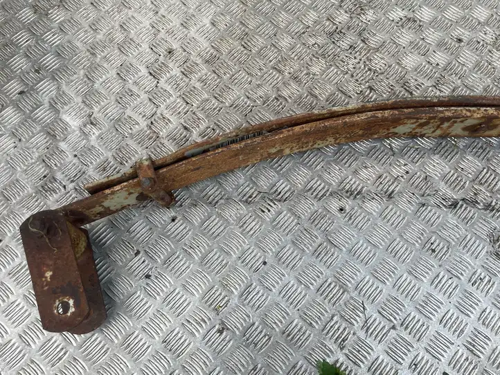 Iveco Daily 30.8-9 (1995 - 2008)   Задняя рессора