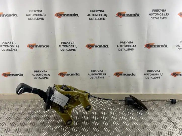 Volkswagen Transporter-Caravelle (2003 - 2009)  7H1713265A Механизм переключения передач (кулиса) (в салоне)