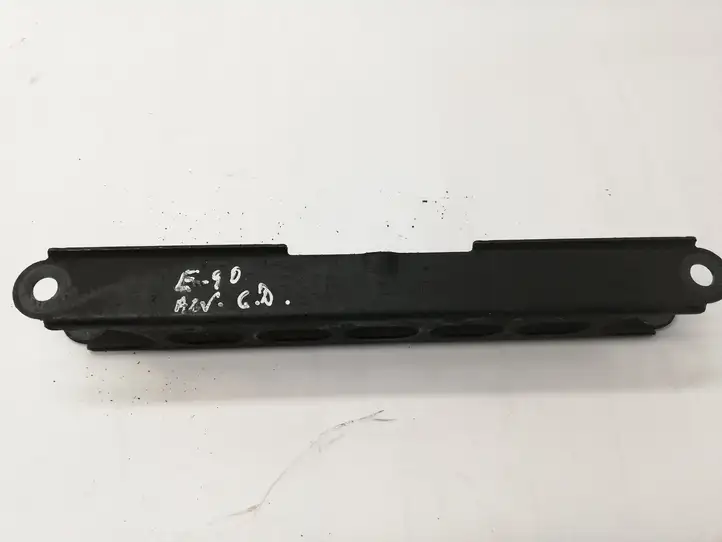 BMW 3 E90 E91 (2005 - 2012)  6763477 Вилы