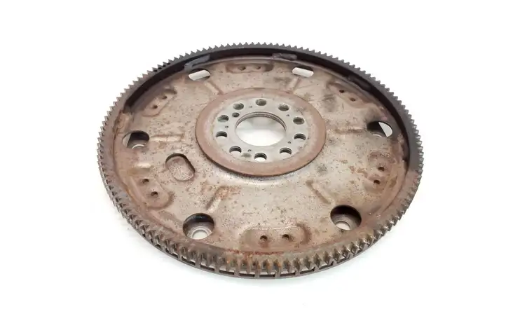 Volvo V60 (2013 - 2018)  31325050 Маховик