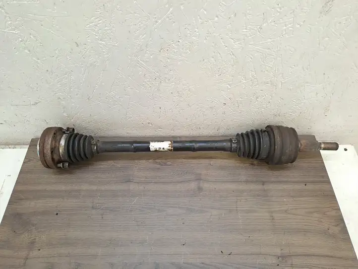 Volkswagen Transporter-Caravelle (2009 - 2015)  7E0501201B Задняя полуось