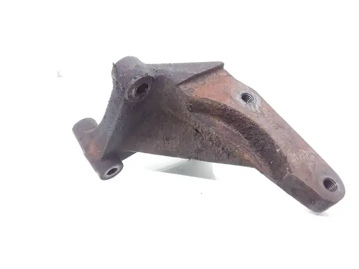 Ford Galaxy (2000 - 2006)  09B409905d Кронштейн подвесного подшипника полуоси