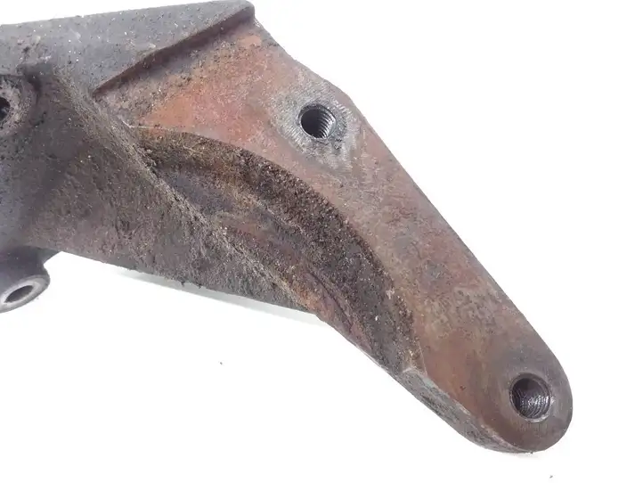 Ford Galaxy (2000 - 2006)  09B409905d Кронштейн подвесного подшипника полуоси