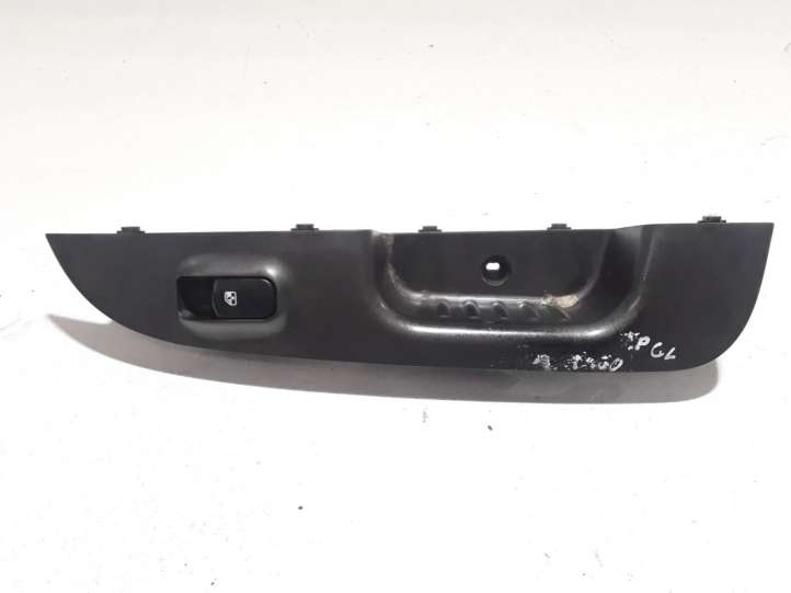 Kia Carens (2006 - 2012)  935801D500 Кнопка стеклоподъемников
