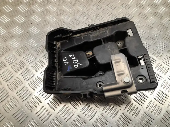 Volkswagen Up (2011 - ) 12E915331C Площадка аккумулятора — фото 1