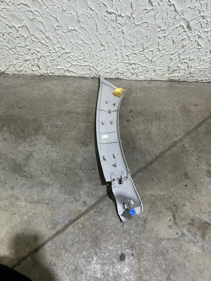 Citroen C3 Picasso (2010 - 2017) 9670483580 Обшивка стойки A — фото 4