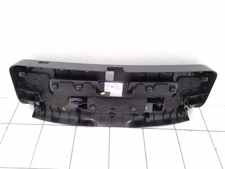Audi A6 C7 (2011 - 2014) 4G9867979A Обшивка багажника — фото 3