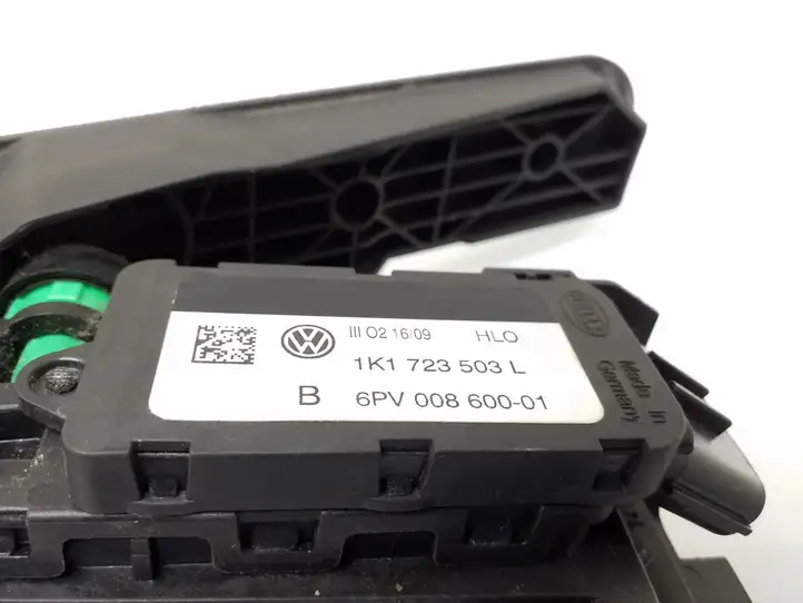 Volkswagen PASSAT B6 (2005 - 2010) 1K1723503L Педаль акселератора — фото 5