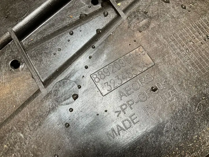 Volvo XC40 (2017 - ) 32348534 Площадка аккумулятора — фото 4