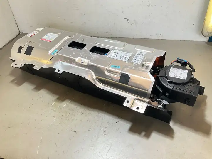 Kia Niro (2016 - ) 37501AT010 Модуль аккумуляторной батареи гибридного автомобиля / электромобиля — фото 1