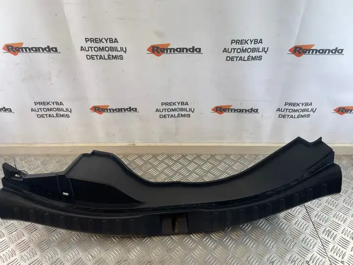 Toyota RAV 4 (XA40) (2012 - 2018) 5838742120 Отделка порога багажника — фото 3