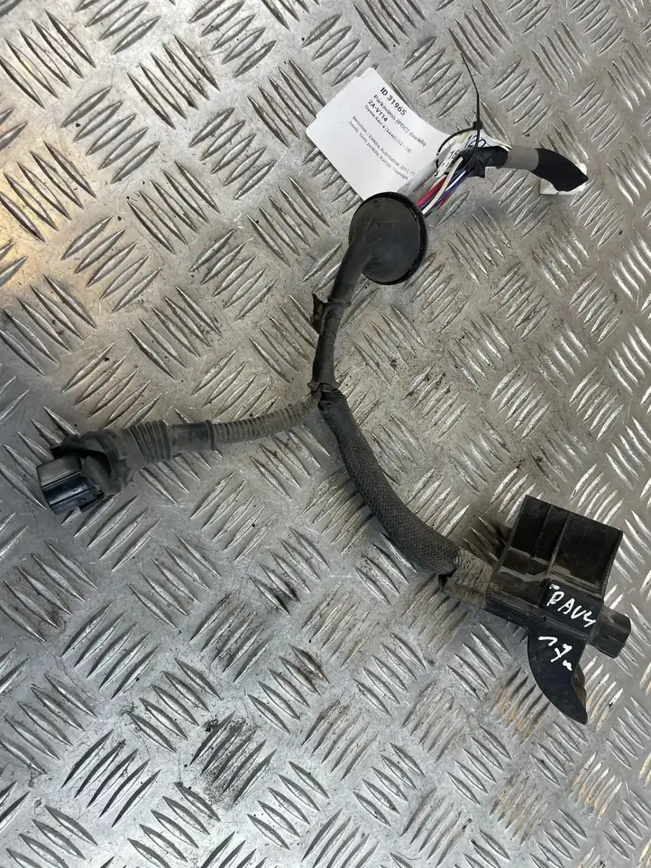 Toyota RAV 4 (XA40) (2012 - 2018) 8218142120 Проводка парктроников — фото 4