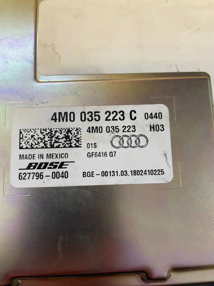 Audi Q7 4M (2015 - ) 4M0035223C Усилитель звука — фото 2