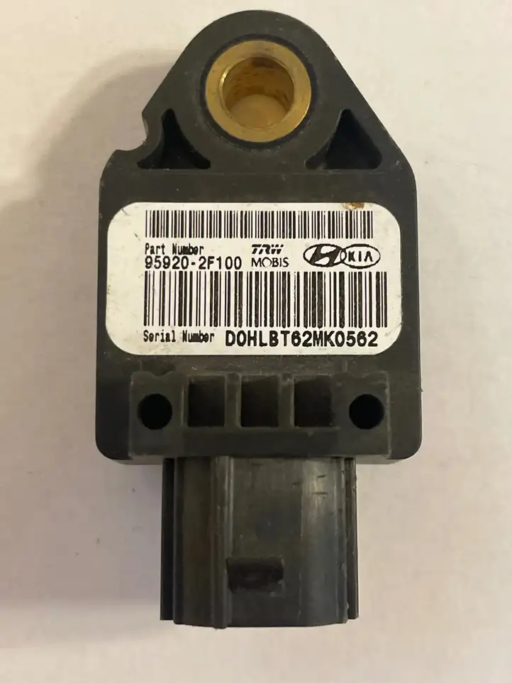 Hyundai Getz (2005 - 2011) 959202F100 Датчик удара SRS — фото 2