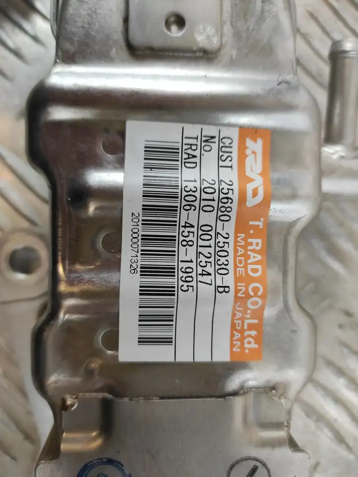 Toyota RAV 4 (XA50) (2018 - ) 2568025030B Охладитель клапана EGR — фото 5