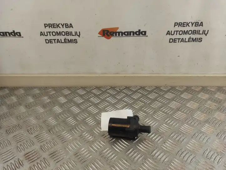 Toyota RAV 4 (XA50) (2018 - ) 9021337B Циркуляционный насос Webasto — фото 1