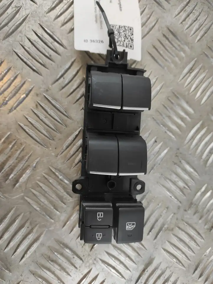 Toyota RAV 4 (XA50) (2018 - ) 8404042030 Кнопка стеклоподъемников — фото 2