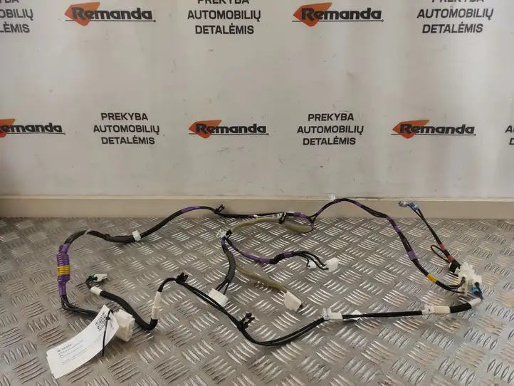 Toyota RAV 4 (XA50) (2018 - ) 8610142D90 Прочая электропроводка — фото 1