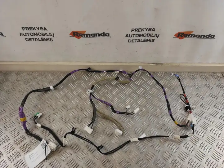 Toyota RAV 4 (XA50) (2018 - ) 8610142D90 Прочая электропроводка — фото 2