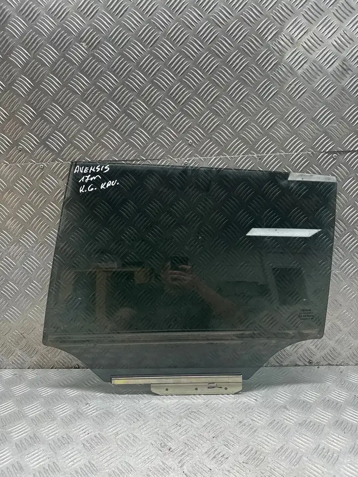 Toyota Avensis T270 (2015 - 2018) 43R006723 Стекло задней двери — фото 1