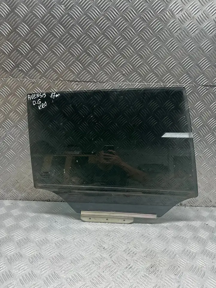 Toyota Avensis T270 (2015 - 2018) 43R006723 Стекло задней двери — фото 1