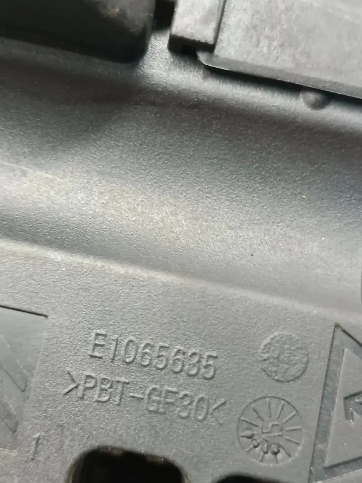 Peugeot 308 (2013 - 2021) 9675349880 Клеммный узел плюсовых проводов — фото 4