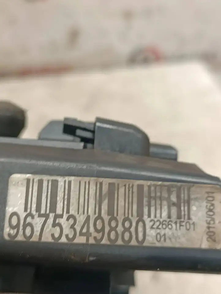 Peugeot 308 (2013 - 2021) 9675349880 Клеммный узел плюсовых проводов — фото 5