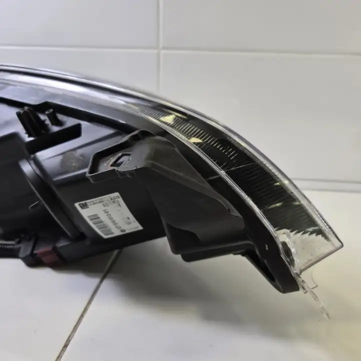 Opel Astra J (2012 - 2015) 1ZT01001201 Дневные ходовые огни (LED) — фото 3