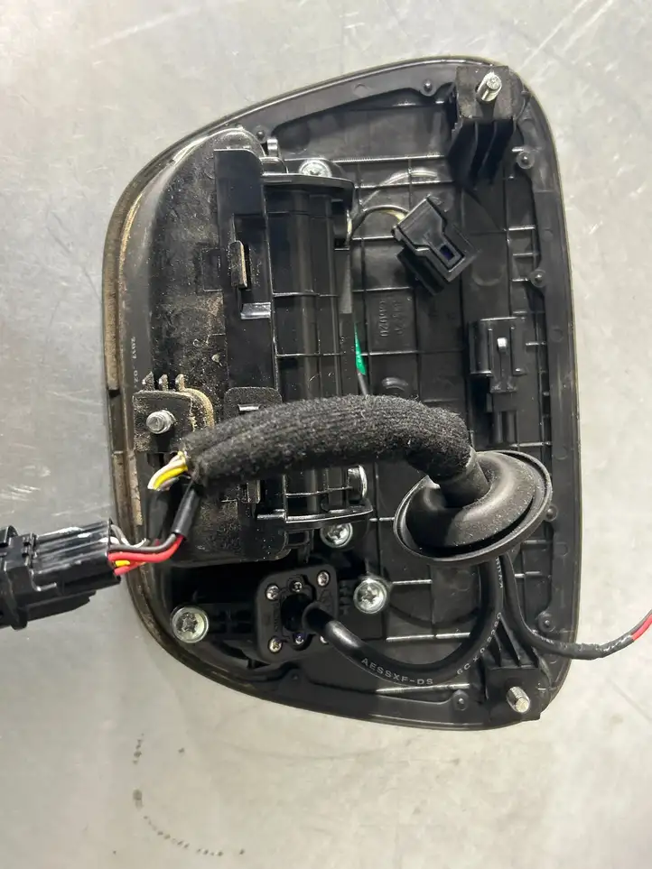 Kia Picanto (2015 - 2017) 81720g6020 Ручка крышки багажника — фото 2